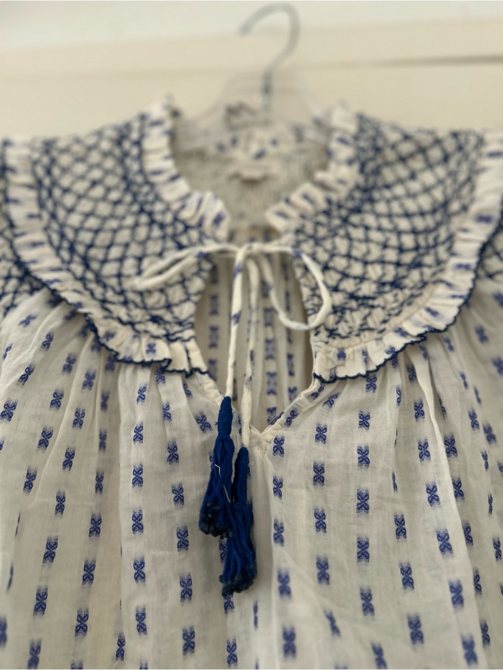 Pilcro White Cotton Blouse with Blue Embroidery - Picture 3 of 10